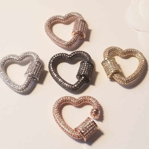 NWT Pave CZ Heart Carabiner NEW in Gift Box - Picture 2 of 5